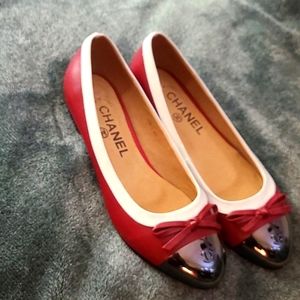 Chanel flat shoes 41